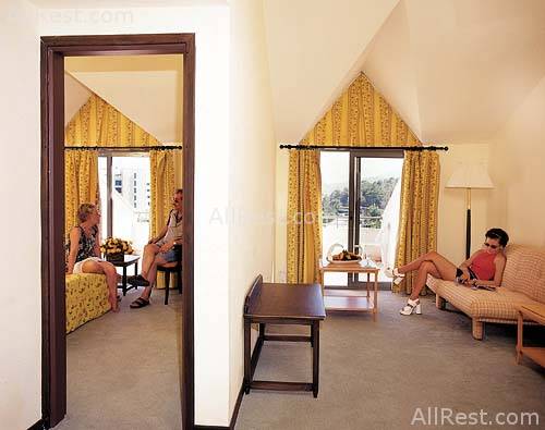 Greenwood Resort Hotel 5